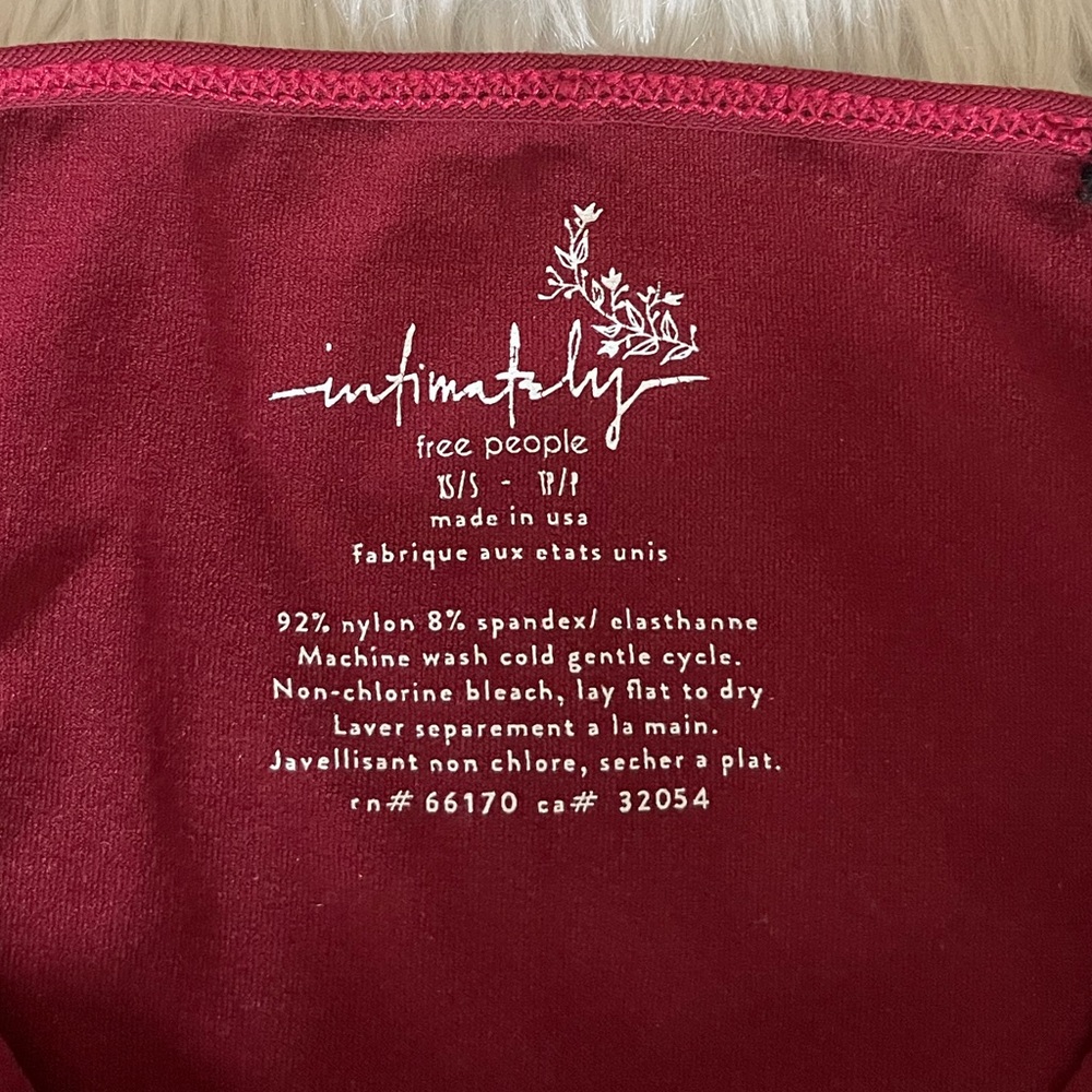 {Free People Intimately} Skinny Strap Seamless Brami Cropped Cami - Womens XS/S - Picture 7 of 7